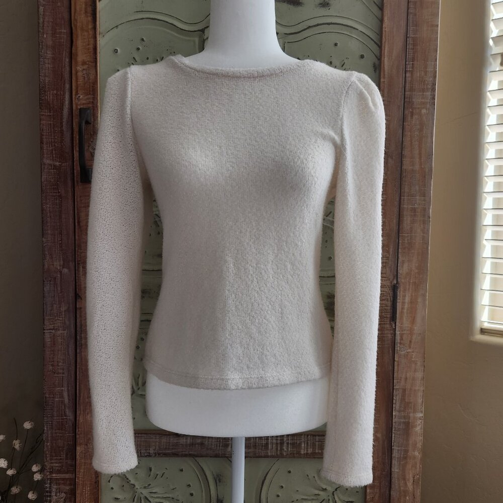 "Lush" Pleated Shoulder Cream Sweater | Medium
